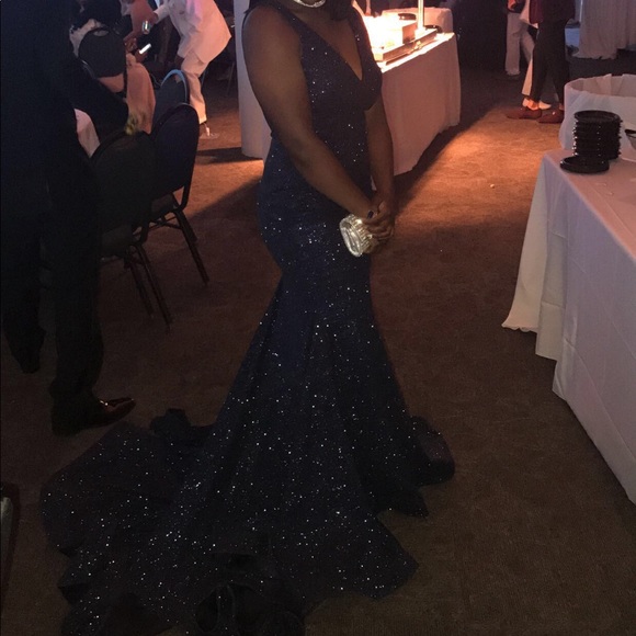 Dresses & Skirts - Prom Dress For SALE‼️